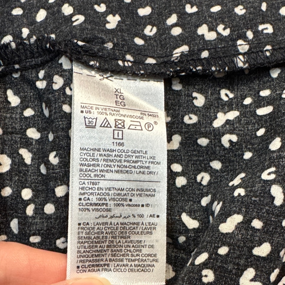 Old Navy Black and White Spotted Maxi Dress - Picture 6 of 6